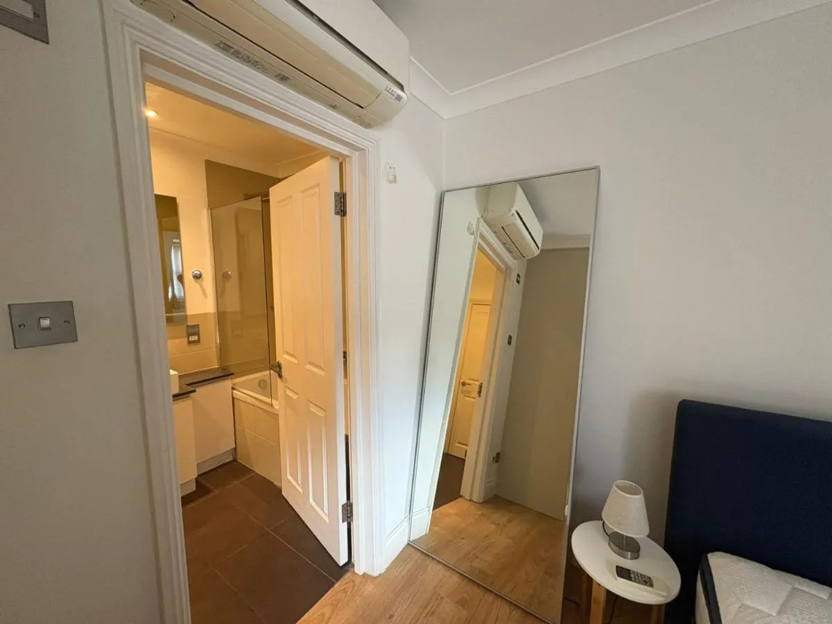 Image 4 of The Orderly By Estatesmen
