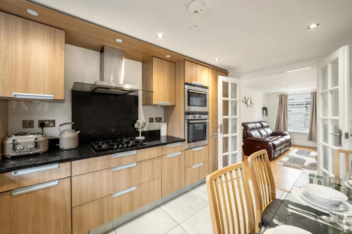 Image 4 of The Paddington Apartments