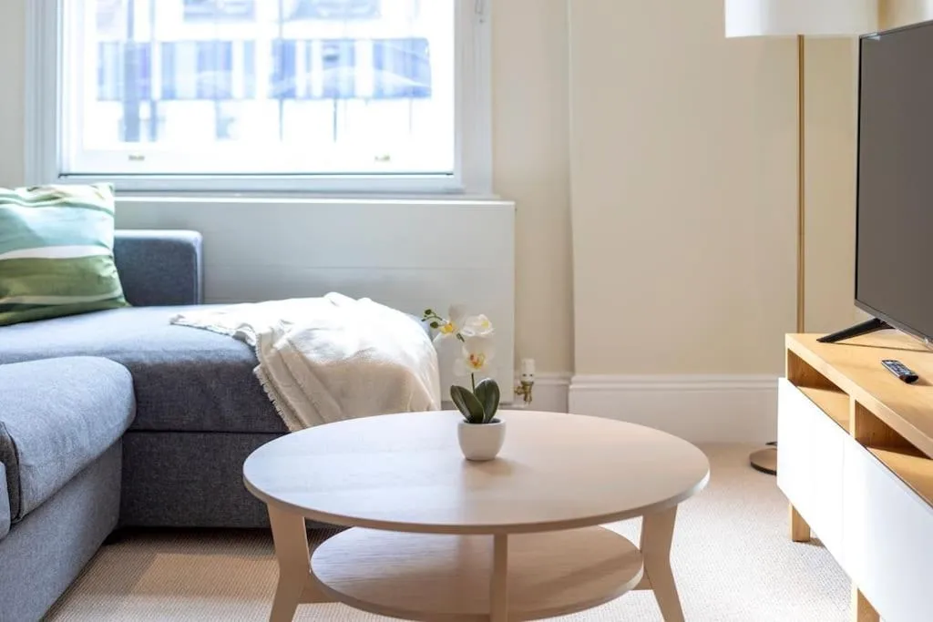 Image 5 of The Pearl of Notting Hill