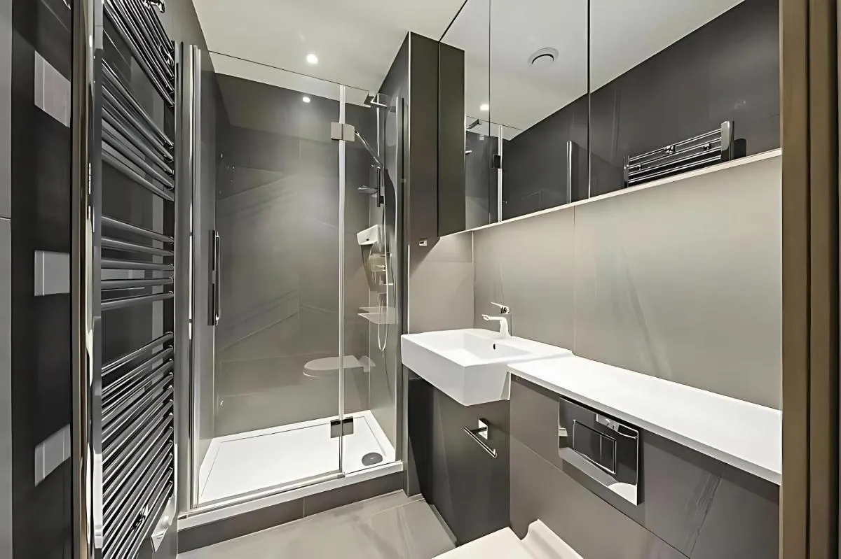 Image 3 of The Place- Greenwich 2-Bed flat