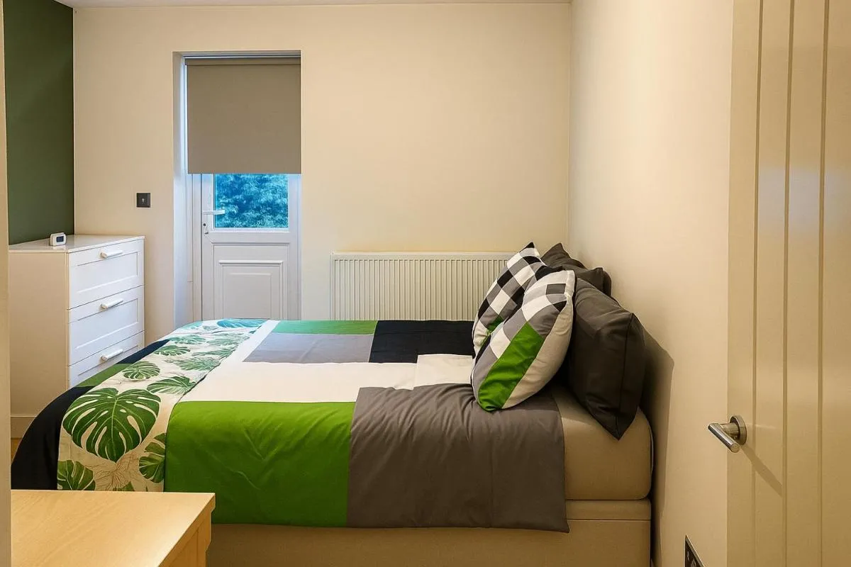 Image 3 of The Quiet City Escape 2 bedroom, 1 Bathroom