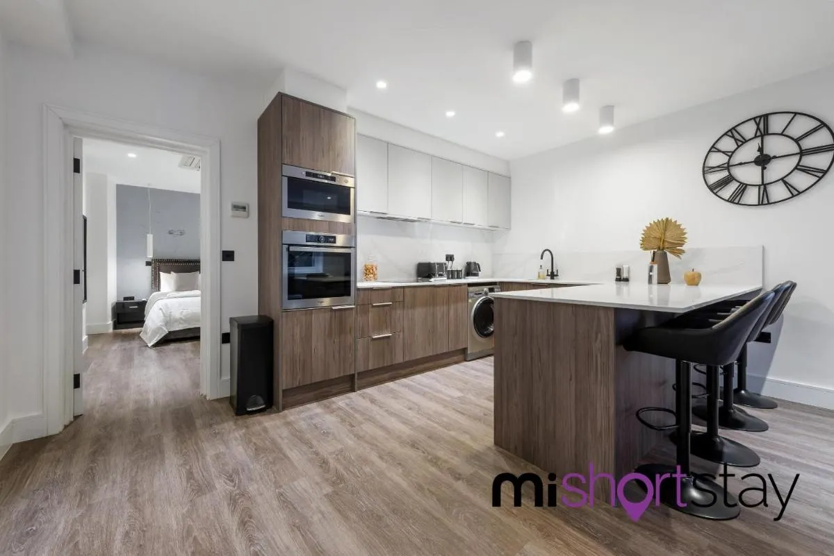Image 3 of The Residence Fitzrovia – Private One Bedroom Apartment With Own Entrance