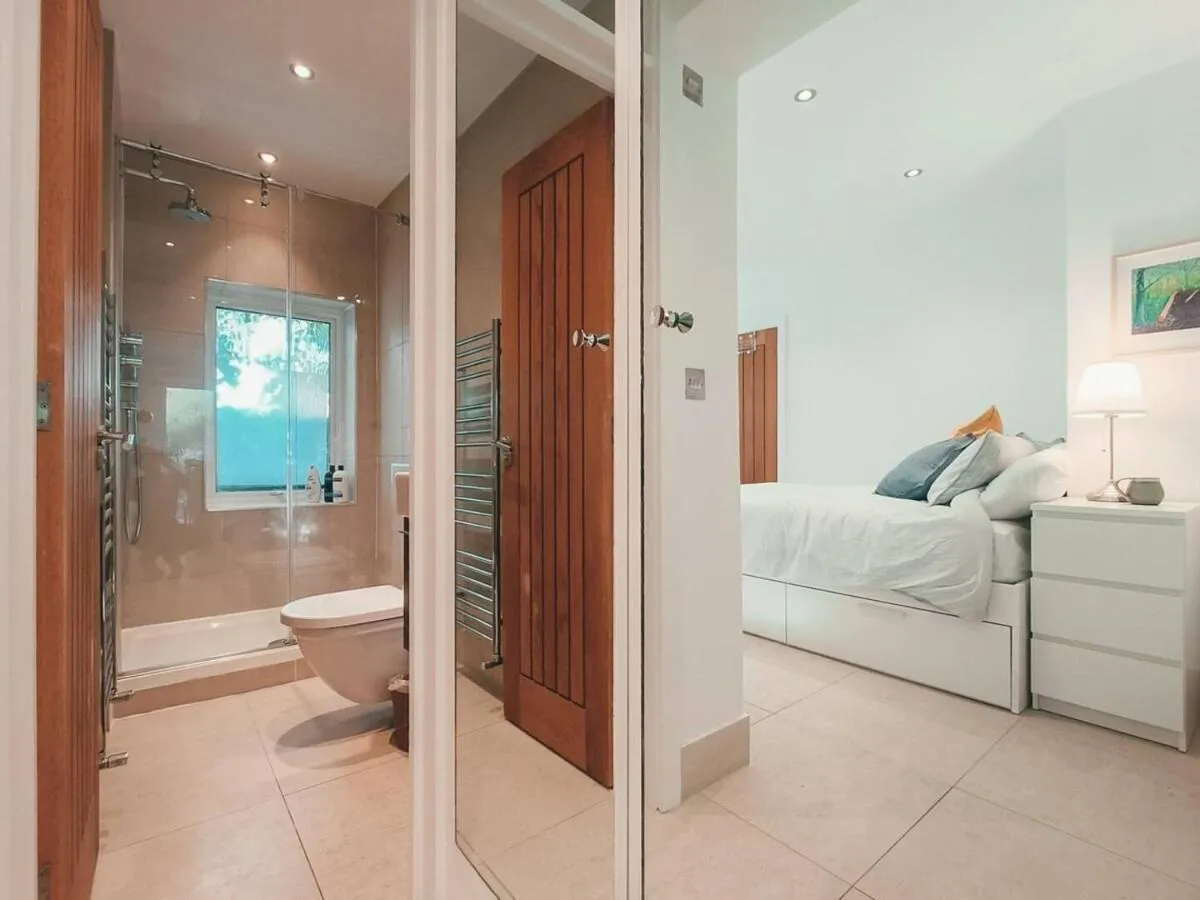 Image 3 of The Sandy Studio Flat in Petersham