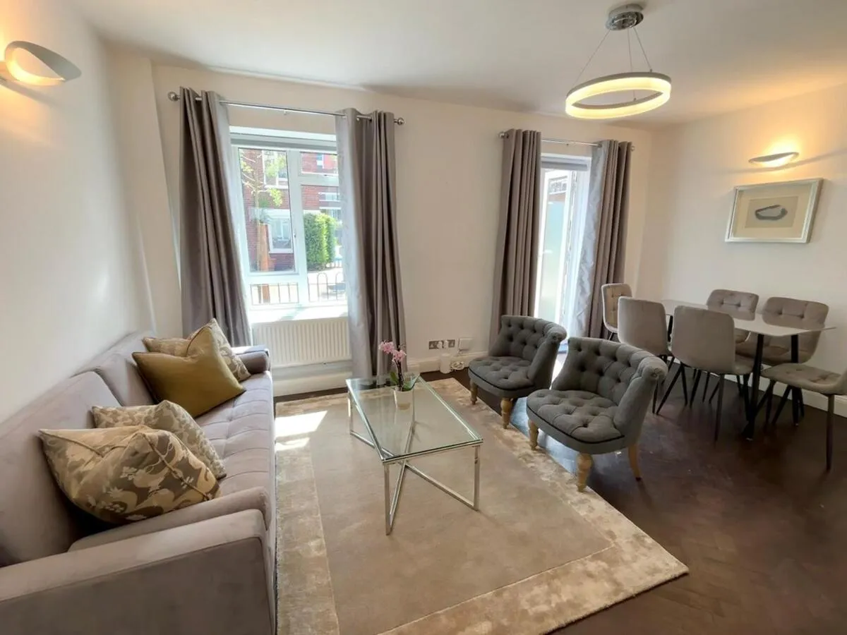 Image 4 of The Seraphina Suite – Chelsea