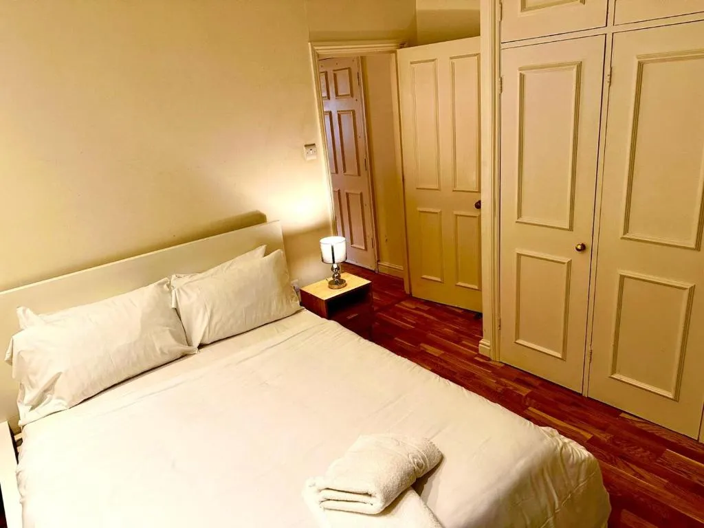 The Sweetdreams Residences Collection around Kensington & Chelsea by Ricky & Giustina – Fully equipped and perfect for long stays!