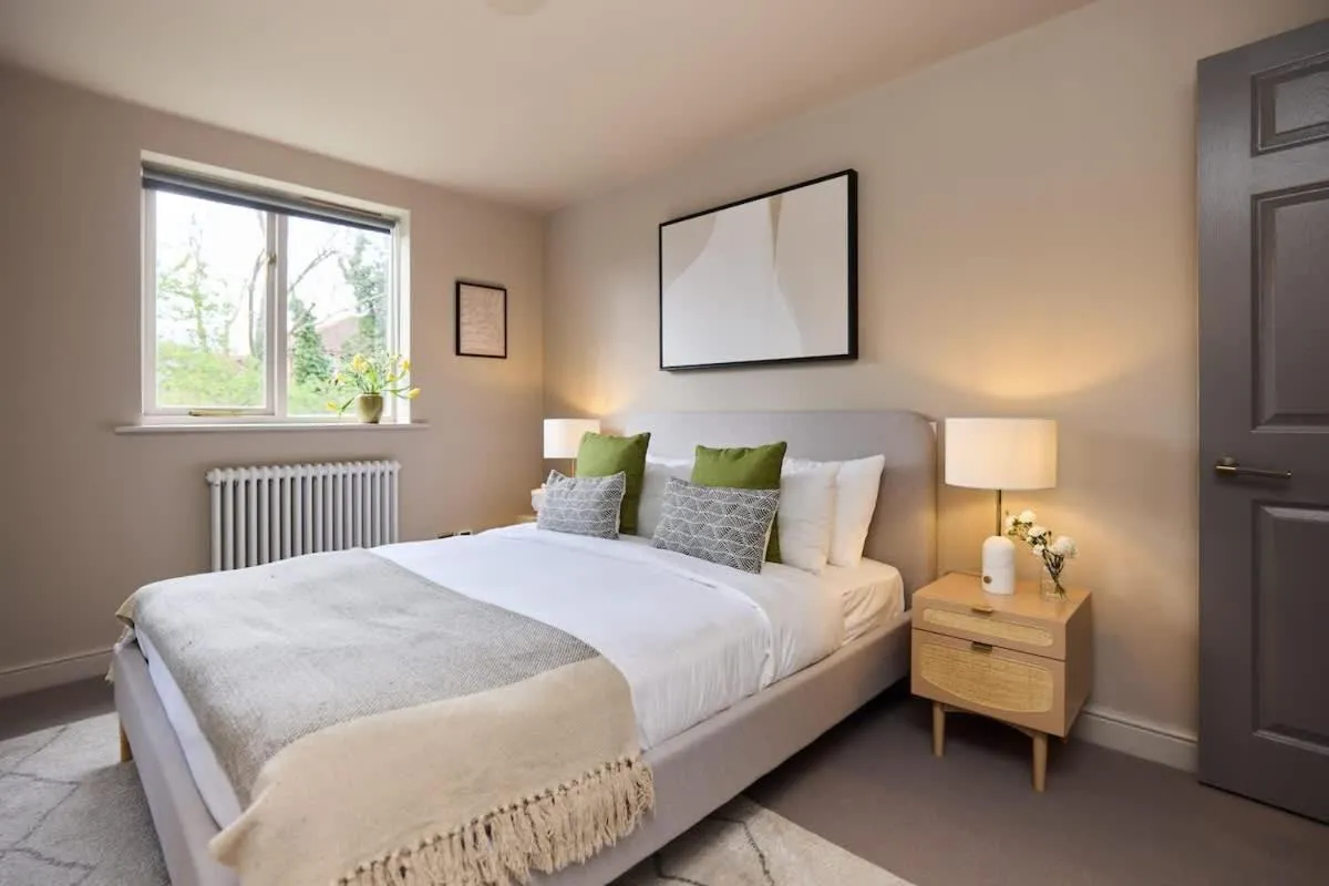 Image 5 of The Twickenham Wonder – Lovely 1BDR Flat with Parking