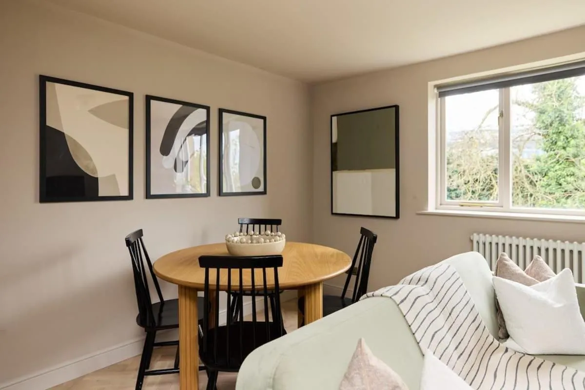 Image 4 of The Twickenham Wonder – Lovely 1BDR Flat with Parking
