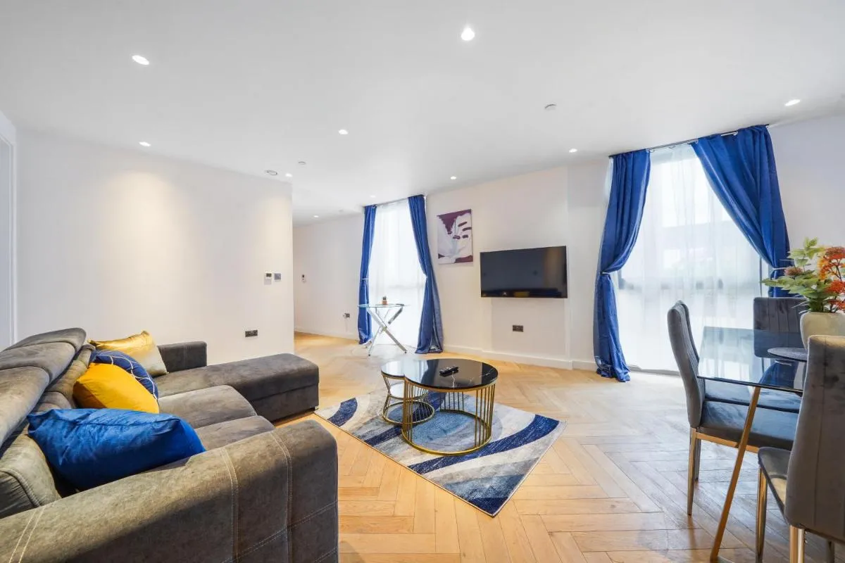 Image 5 of The Zurich Apartment, 6 beds, 15mins to Central London, 10mins Wembley stadium