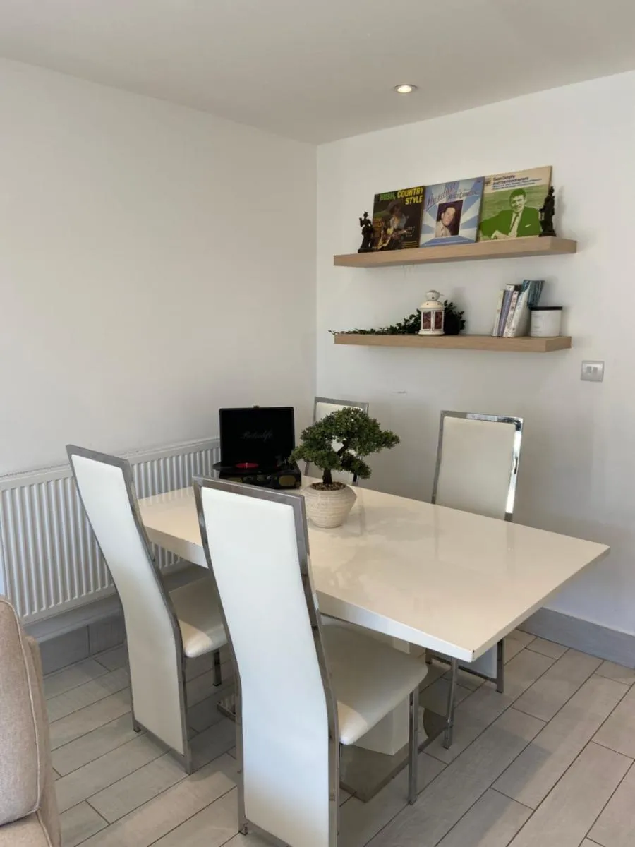 Image 4 of The bay apartment
