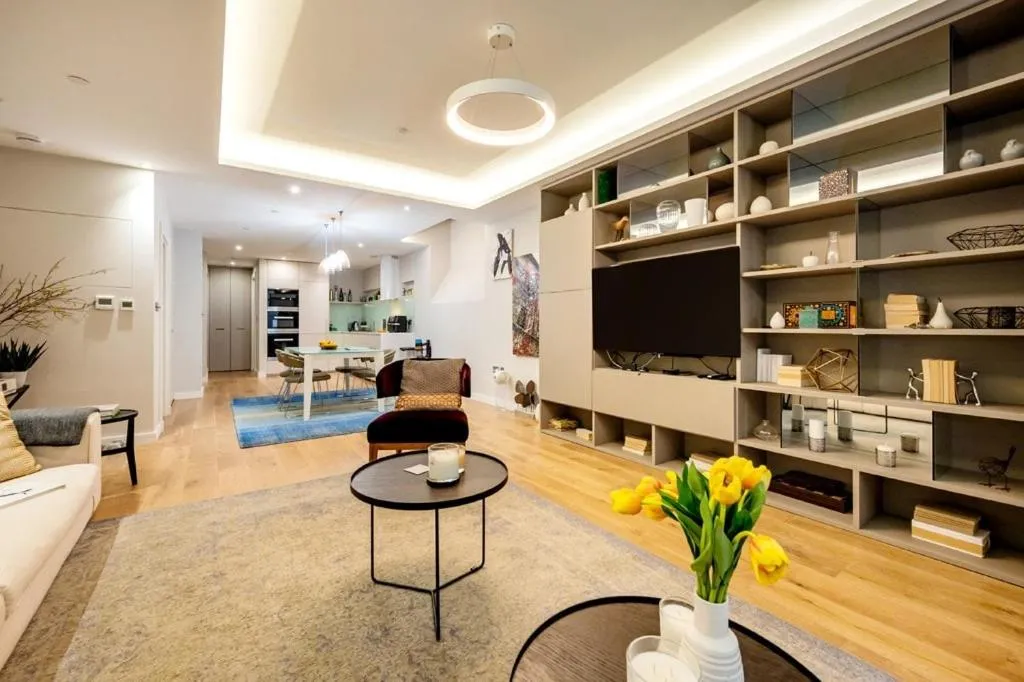 Image 5 of Three Bedroom, Leicester Square Duplex