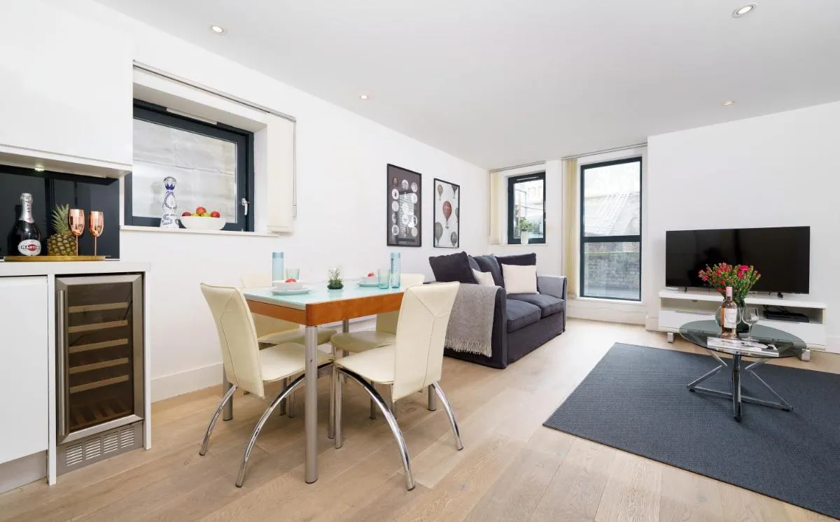 Image 4 of Trafalgar SQ 1 Bedr, 3 Beds sleeps 6