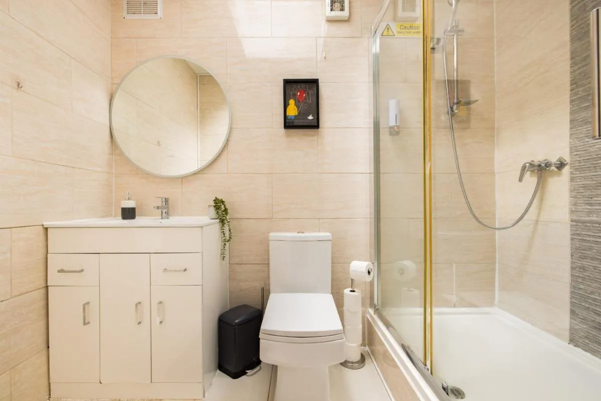 Image 4 of Tranquil 1 Bedroom Flat Hackney London