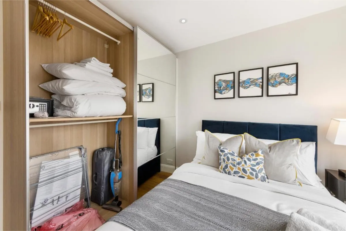 Image 4 of Tranquil Flat with Outdoor Space – Prime Location!