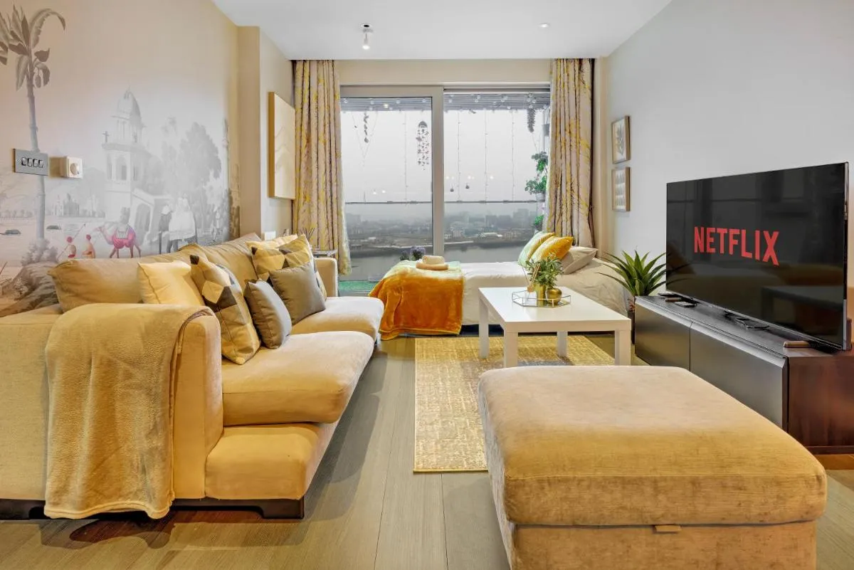 Image 5 of Trendy 3-Bed, 2-Bath – O2 London Escape – Your Ideal Stay