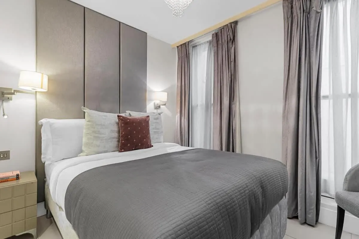 Image 5 of Trendy Split-Level Two-Bedroom Flat