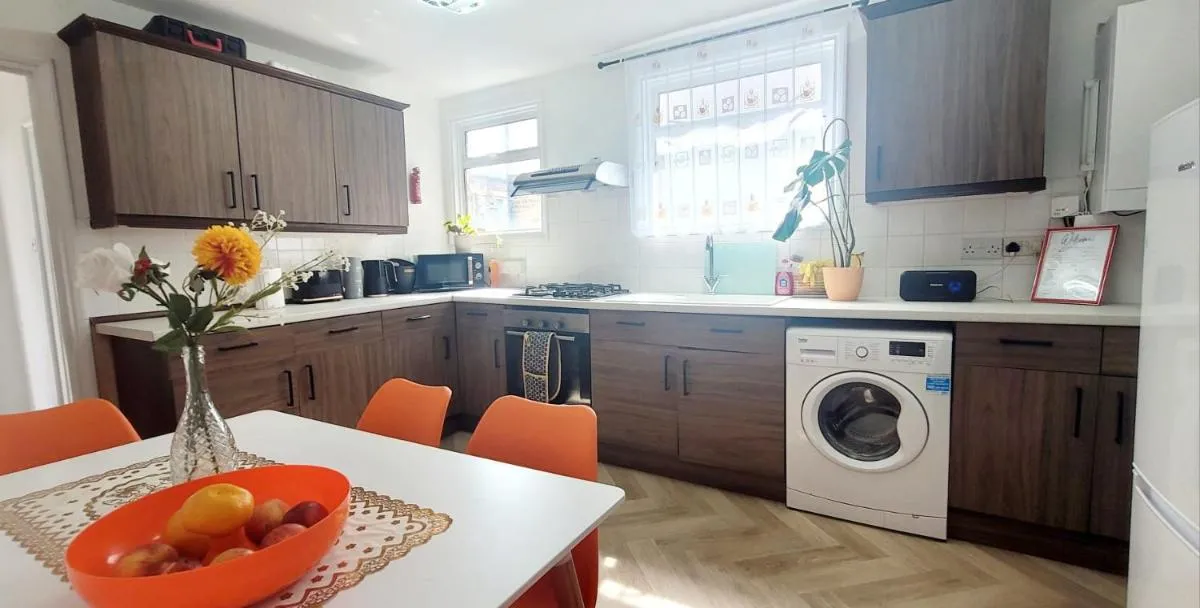 Image 4 of Turnpike lane Flat – Stylish and Bright Flat in North London N8 – 5 mins from Piccadilly line station