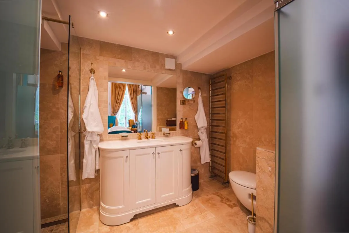 Image 3 of Twenty Nevern Square Hotel