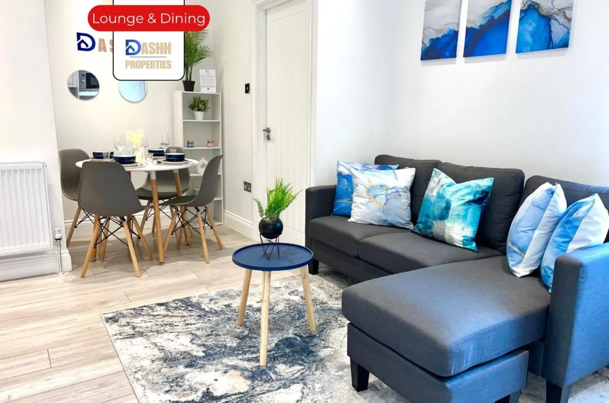 Image 4 of Two Bedroom Apartment By Dashh Properties Short Lets & Serviced Accommodation In Shepherds Bush With Free Wifi