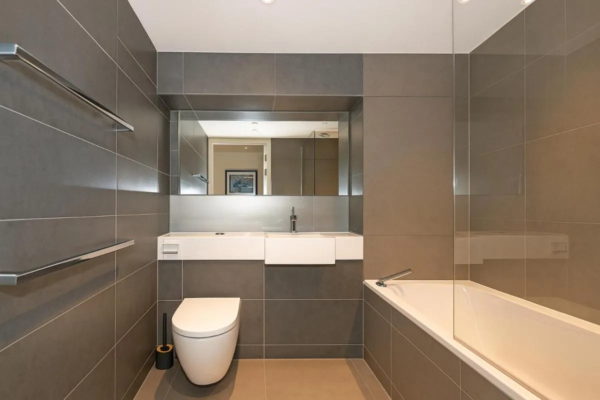 Image 3 of Two Bedroom Flat-Heart of London