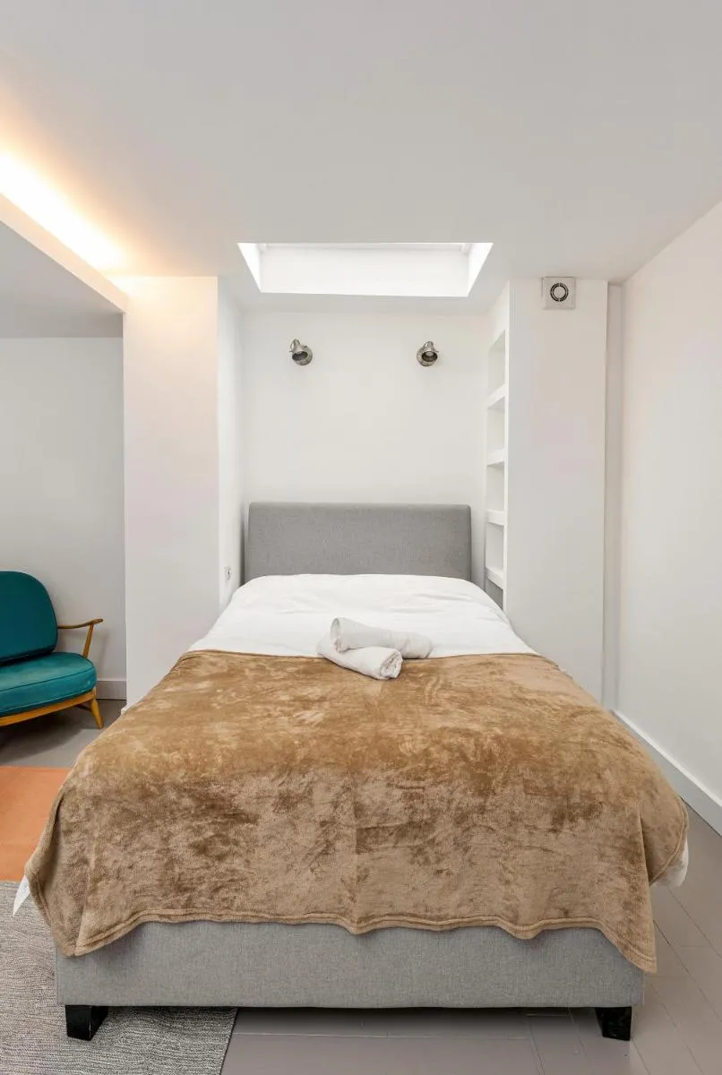 Image 4 of Unique Shoreditch 2-Bed Near Central London