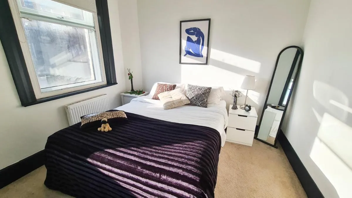 Image 3 of Unique and cozy apartment in central London