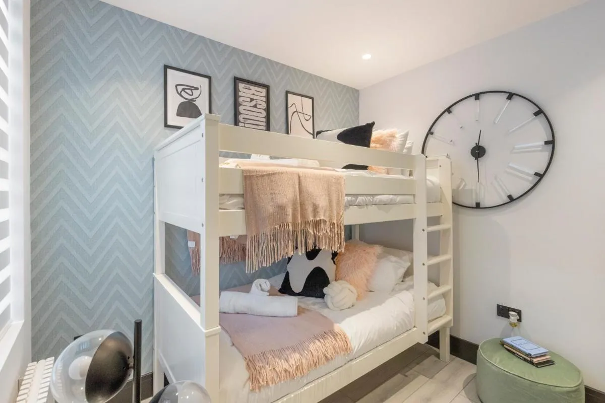 Image 5 of Unwind in Style 2BR with Cozy Backyard for Groups