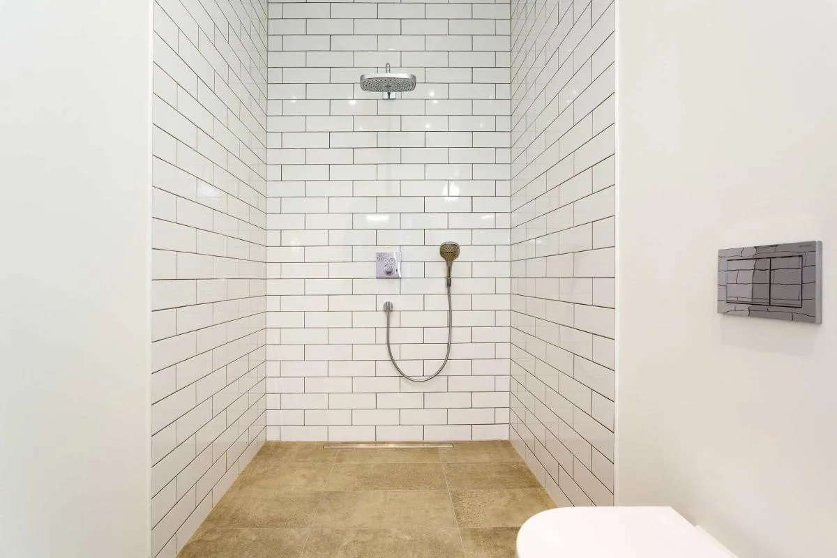Image 3 of Veeve – Contemporary in Swiss Cottage