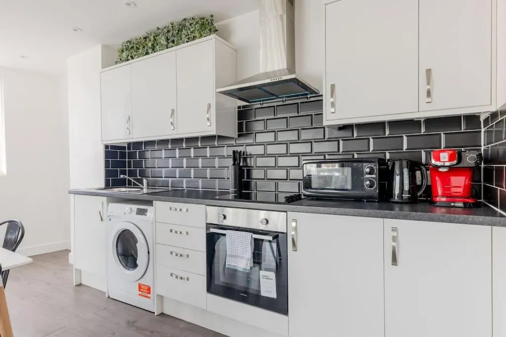 Image 3 of Vertigo Boutique Sleeps 4 London