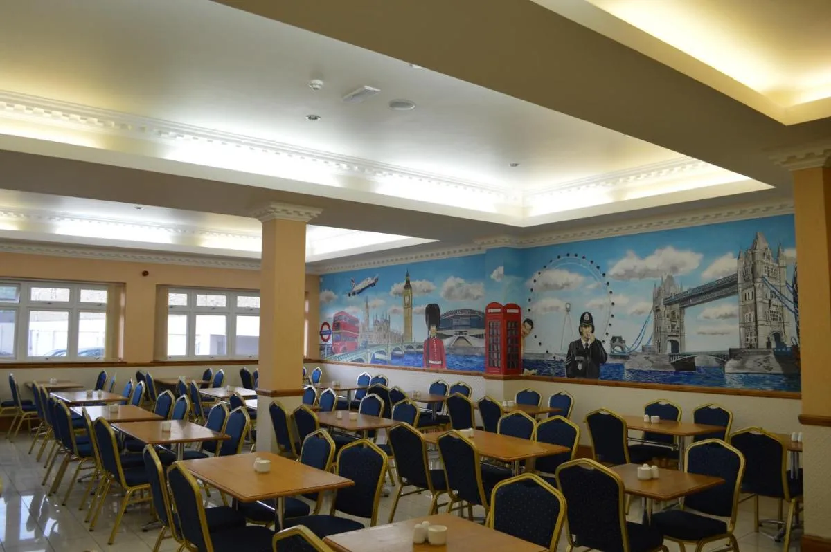 Image 3 of Viking Hotel