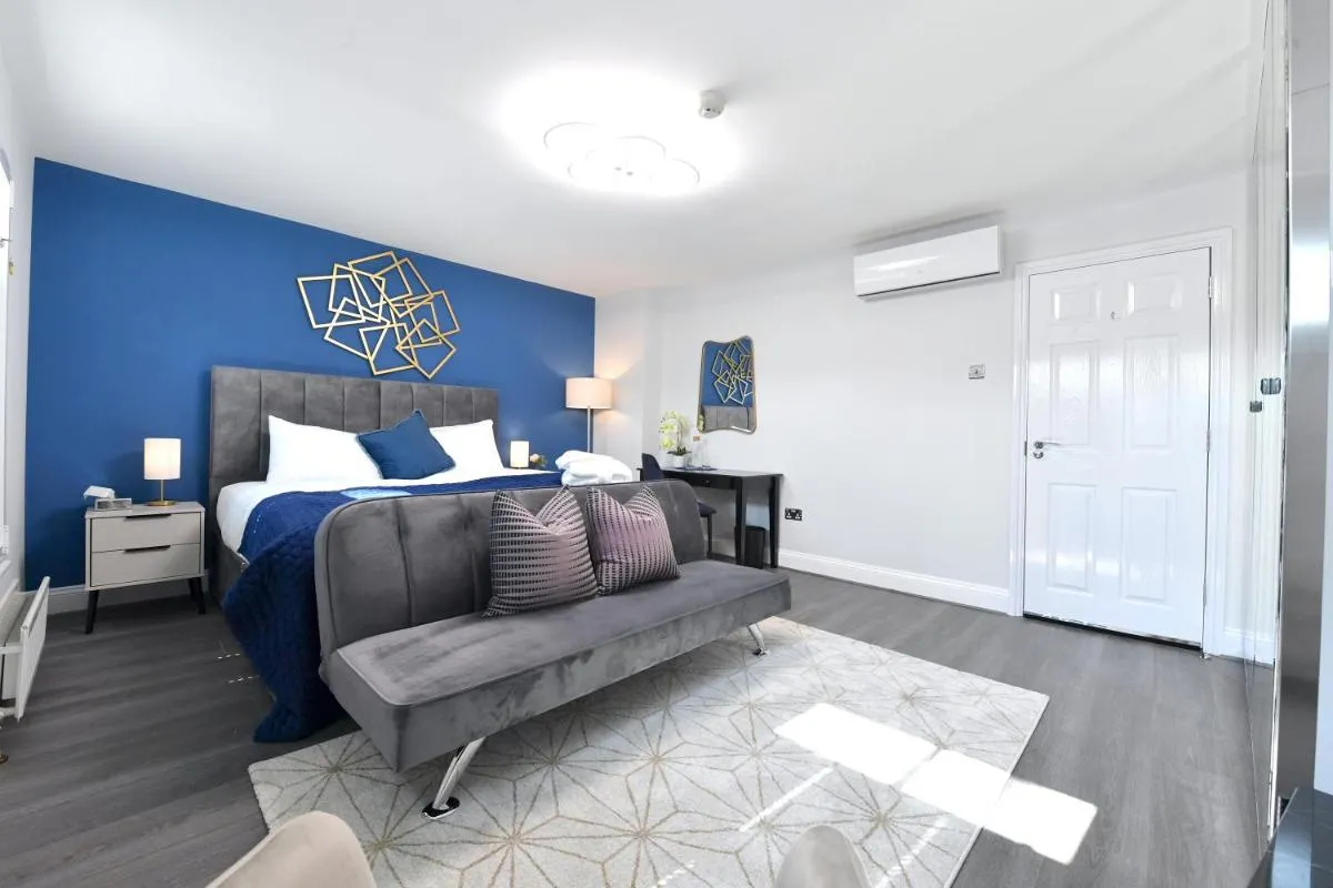 Image 5 of Waterloo Hub Residences