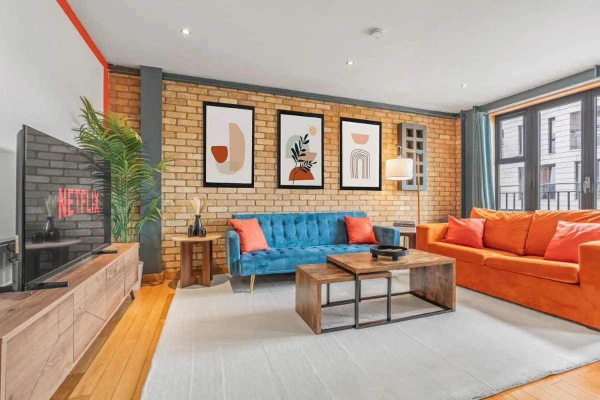 Image 2 of Waterloo – Modern and Industrial 2 Bed – Close to London Bridge, Sleeps 6