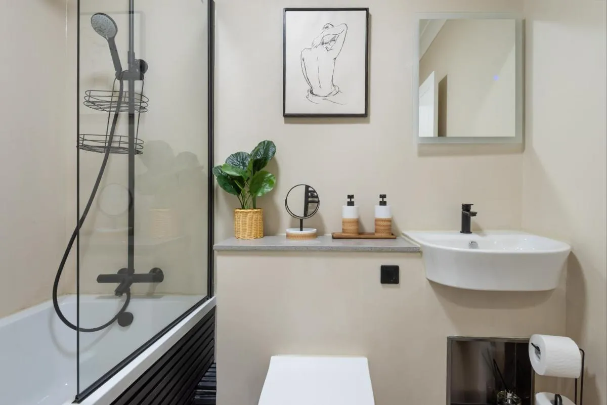 Image 4 of Weekly Special – 2BDR APT By Homestyles Hosts Short Lets & Serviced Accommodation Stratford With Free Parking