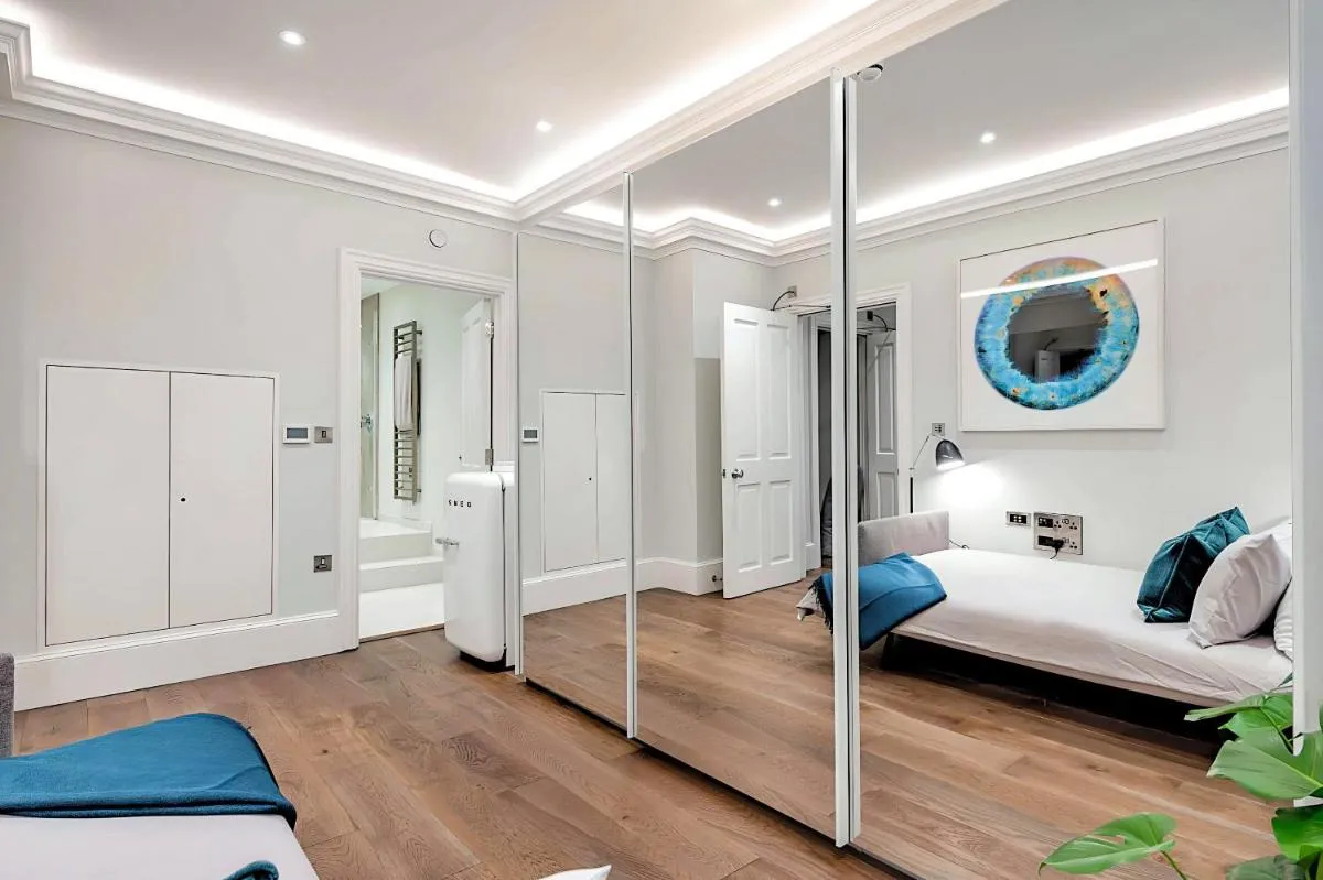 Image 3 of Welcome London – Trafalgar Townhouse