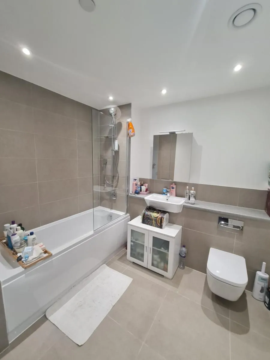 Image 2 of Wembley Stadium Comfort stay Cosy room with a view Concerts, matches and more