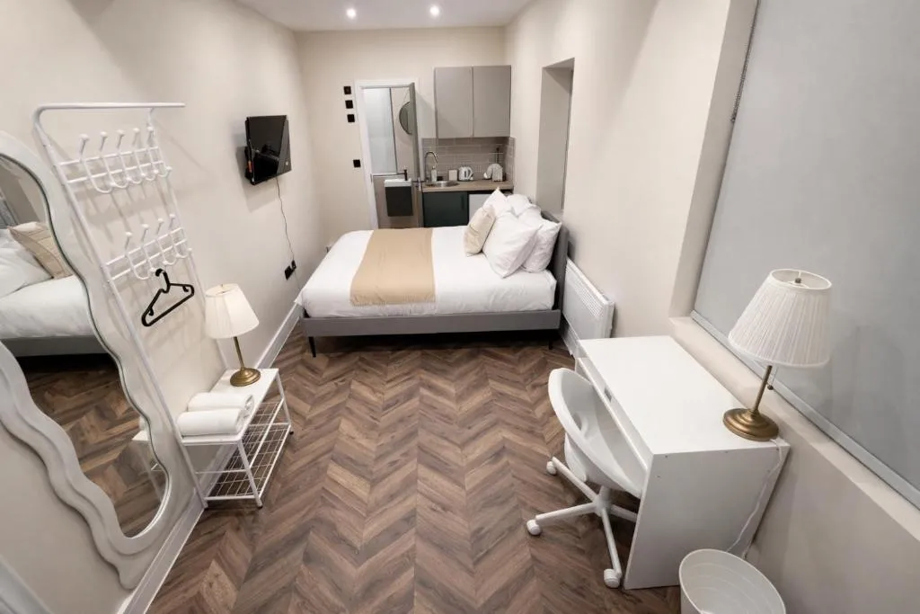 West Norwood Deluxe Self Contained Studios Free Street Parking 25 Min to Central London