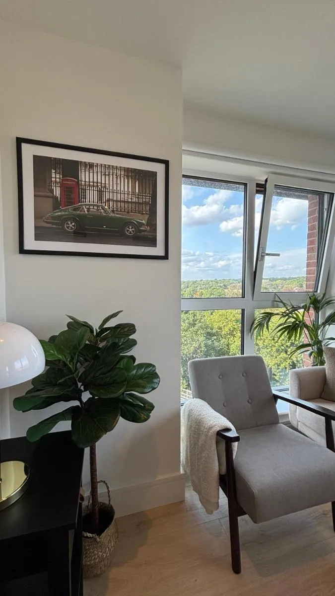 Image 5 of West Wimbledon, 2 Bedroom Luxury Stay, Gym, Free Parking