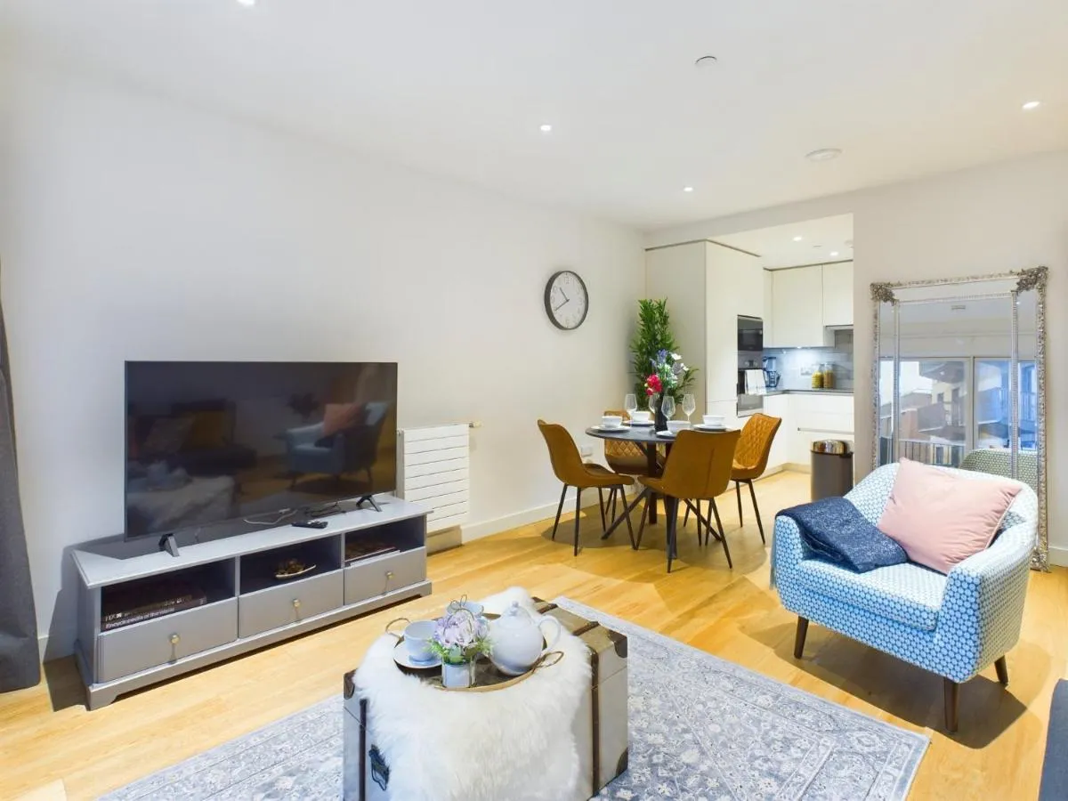 Image 5 of Wild Roses Serviced Apartments – Canning Town