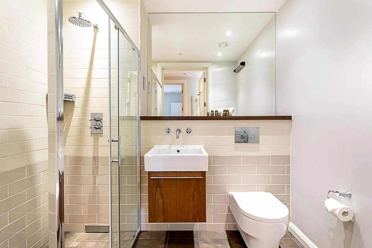 Image 4 of Wonderful Holborn Apartment
