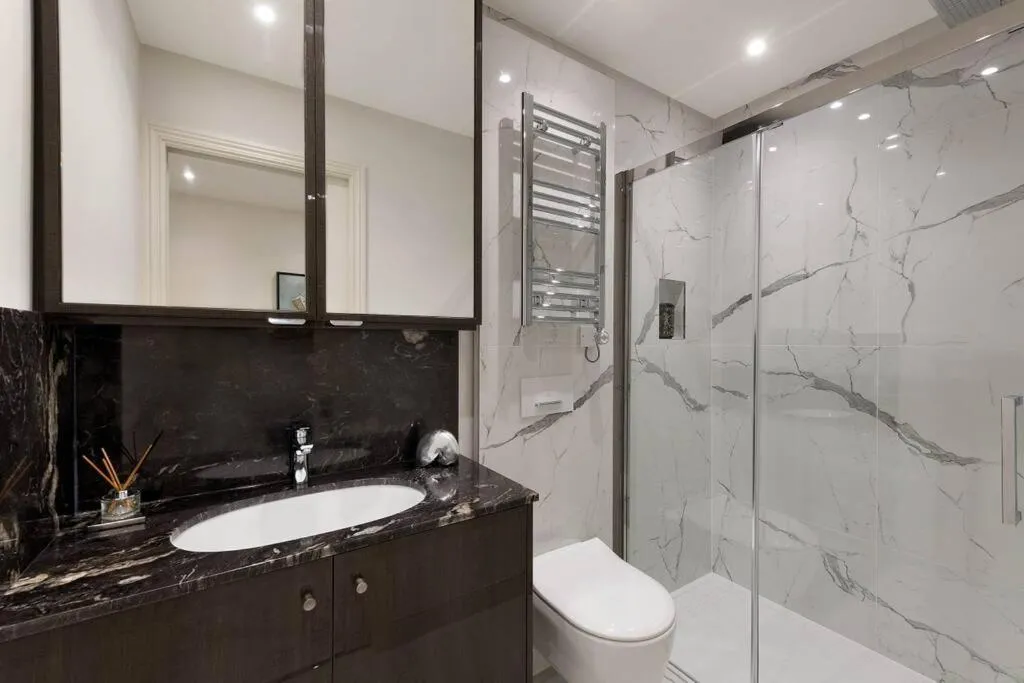 Image 3 of Wonderful Knightsbridge Apartment by Harrods