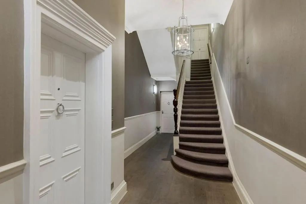 Image 5 of Wonderful Knightsbridge Apartment by Harrods