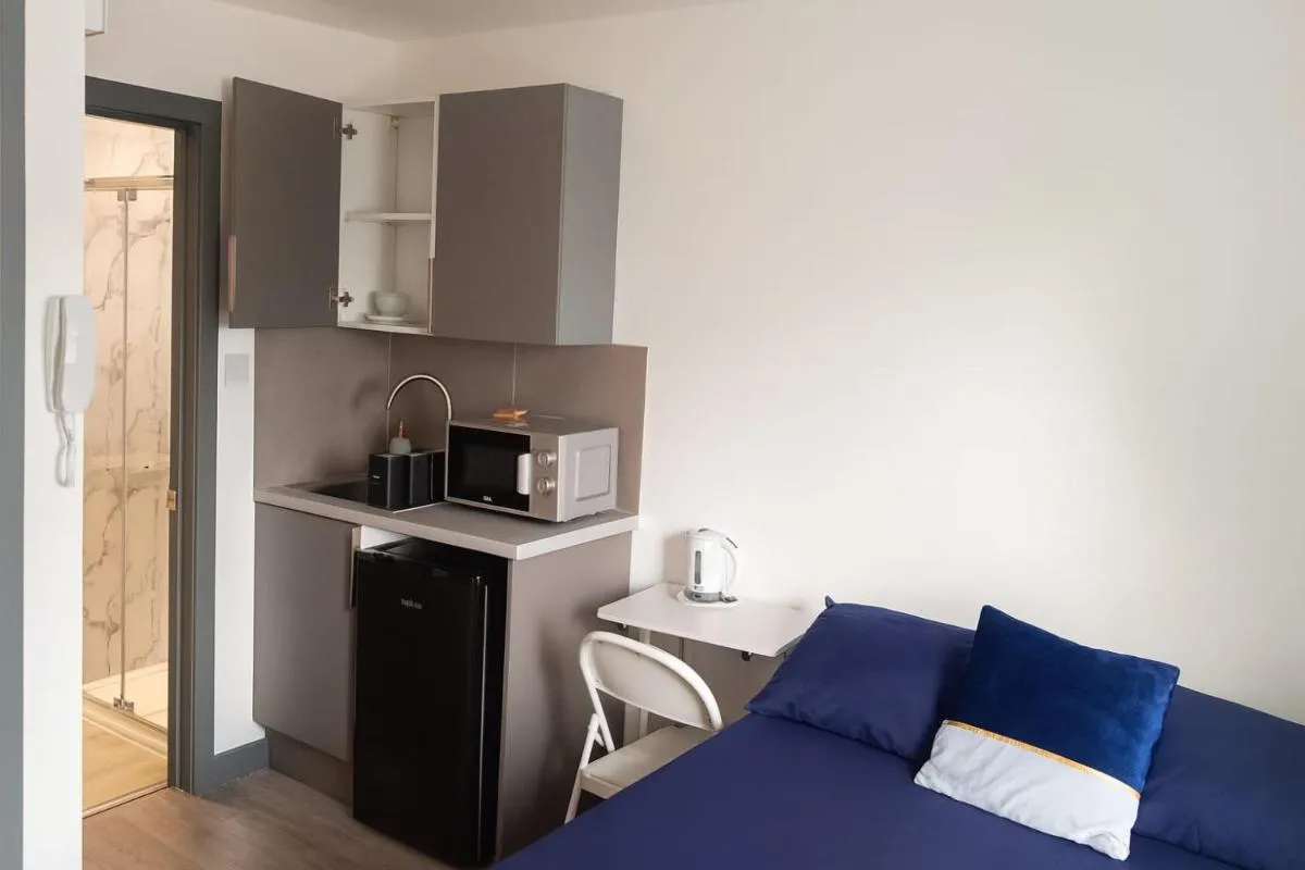 Image 3 of Wood Green Self Contained Studios Near Tottenham Stadium Easy Central London Access