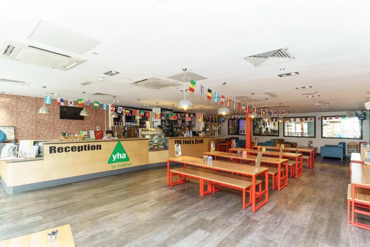 Image 3 of YHA London Central
