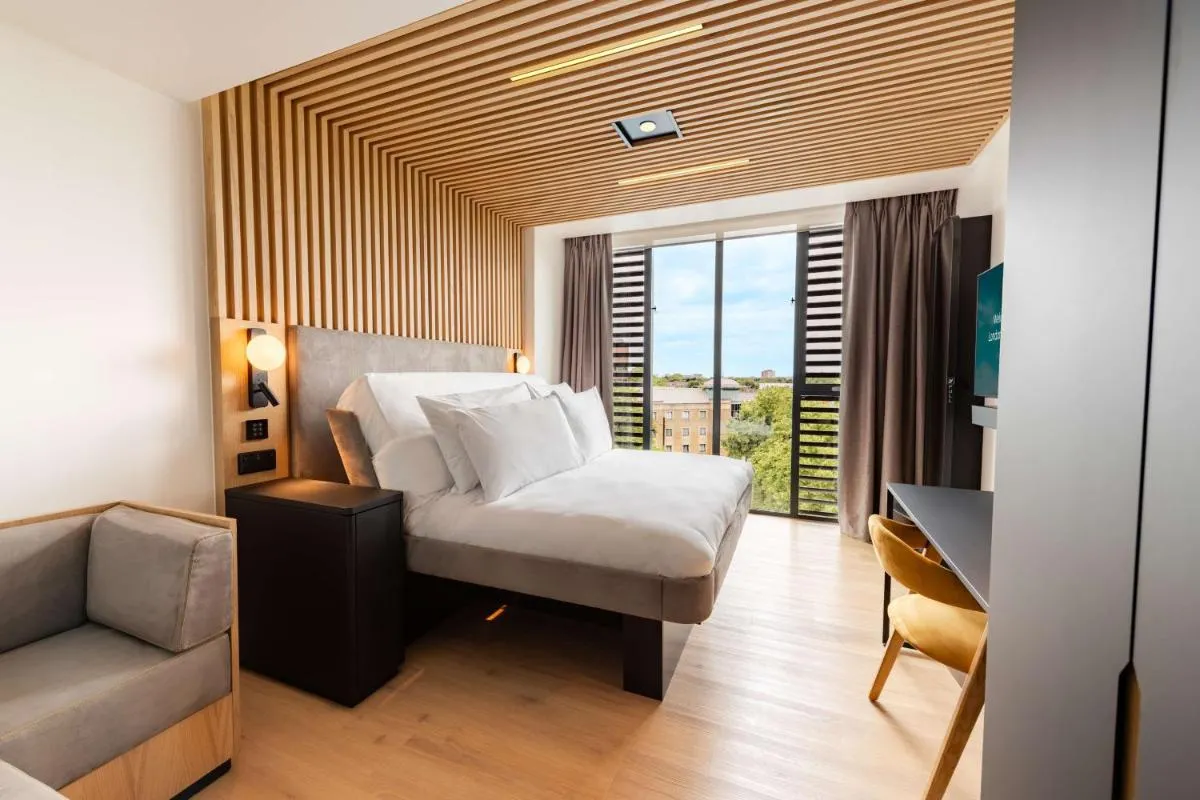 Image 3 of YOTELPAD London Stratford