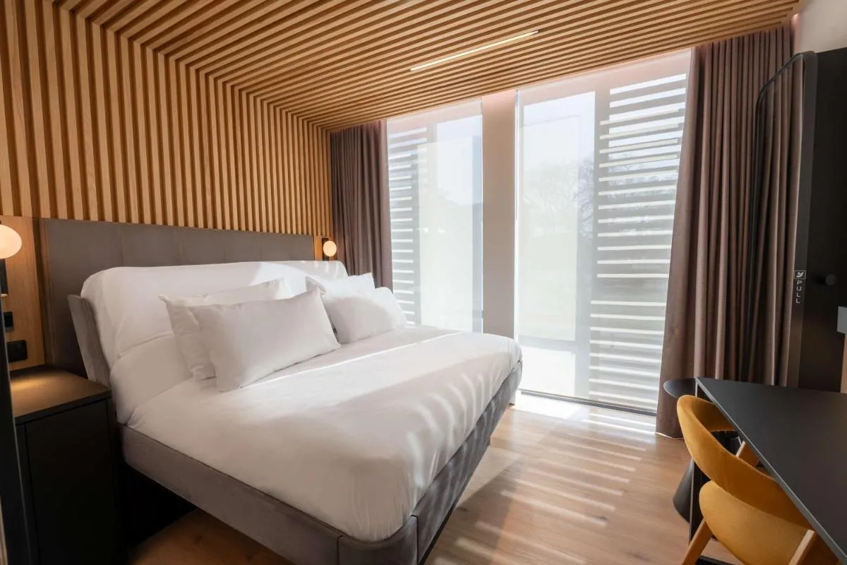 Image 5 of YOTELPAD London Stratford