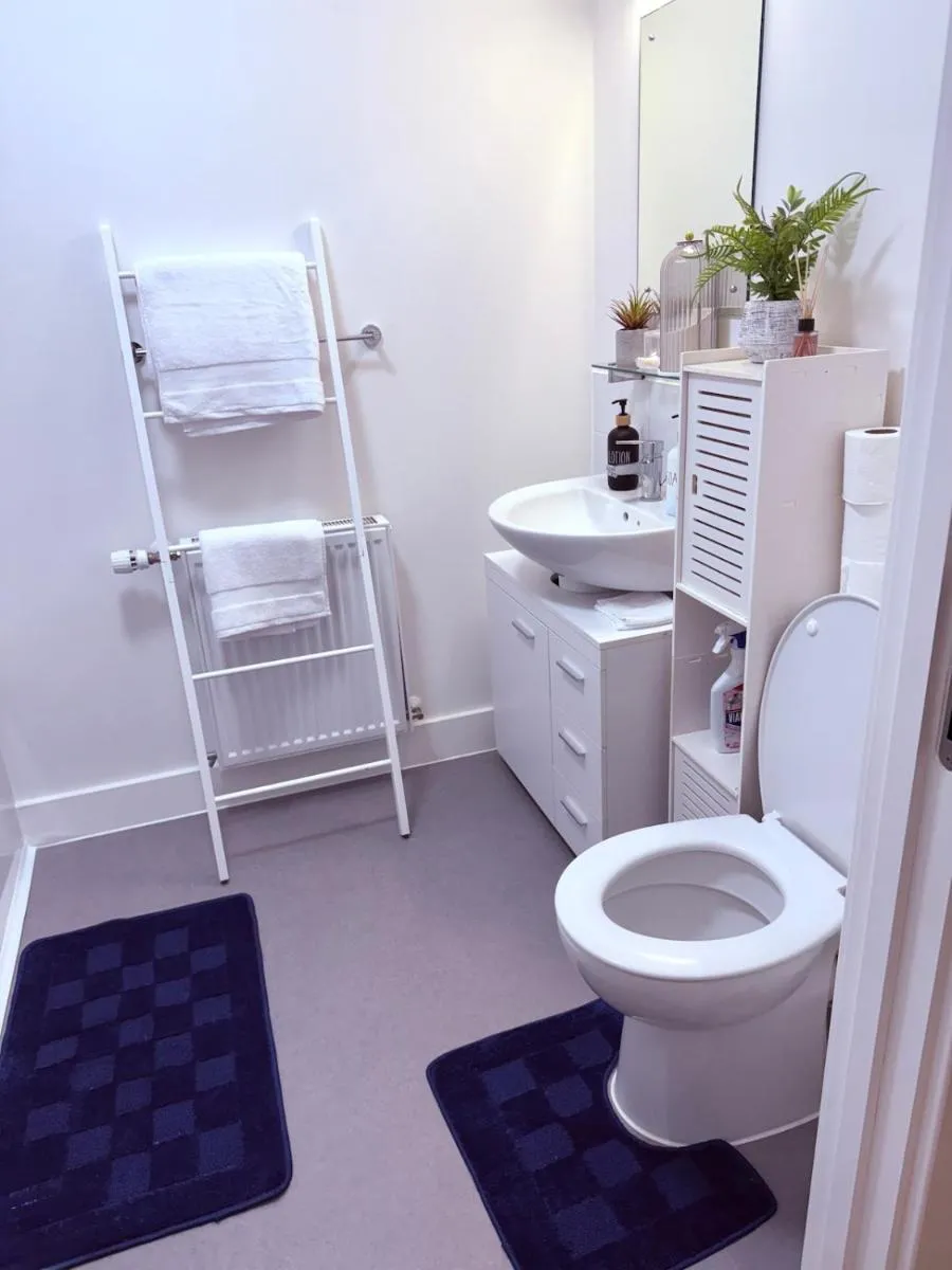 Image 5 of Your perfect holiday experience Flat near London Bridge -16mins and O2 arena – 8mins