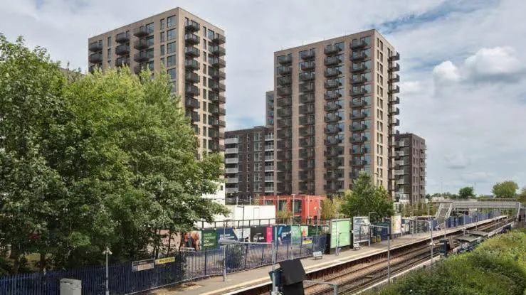 Your perfect holiday experience Flat near London Bridge -16mins and O2 arena – 8mins