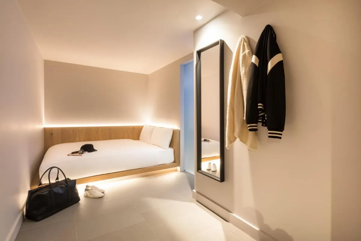 Image 4 of Zedwell Underground Hotel Tottenham Court Rd