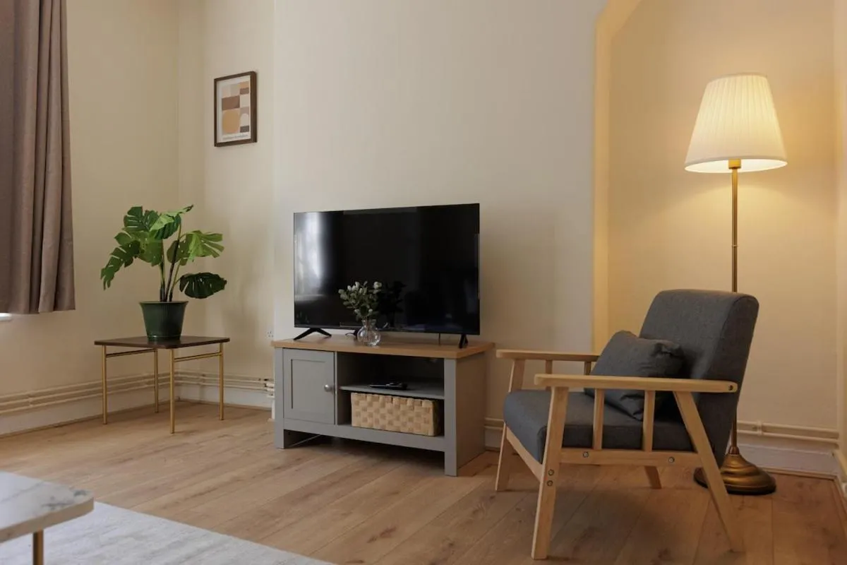 Image 5 of Zone 2 Central Cosy Apartment