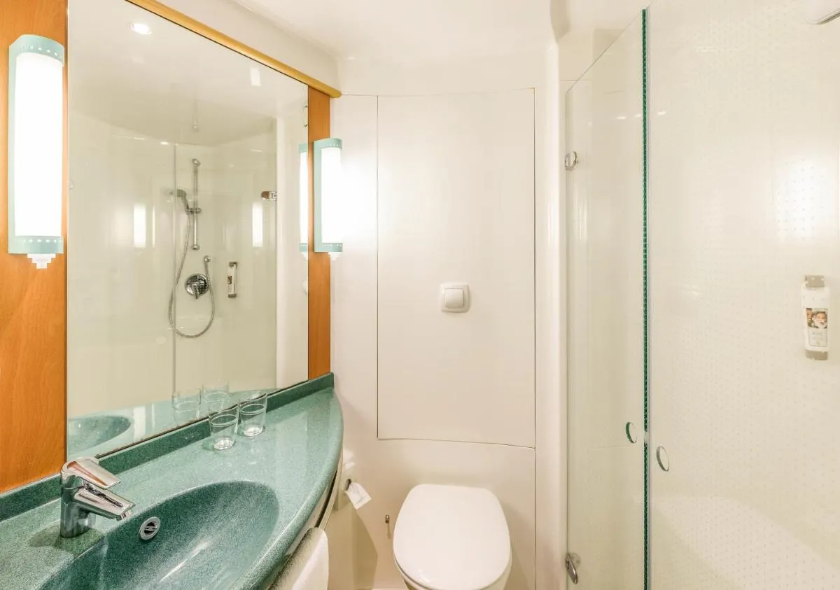 Image 3 of ibis London Excel-Docklands