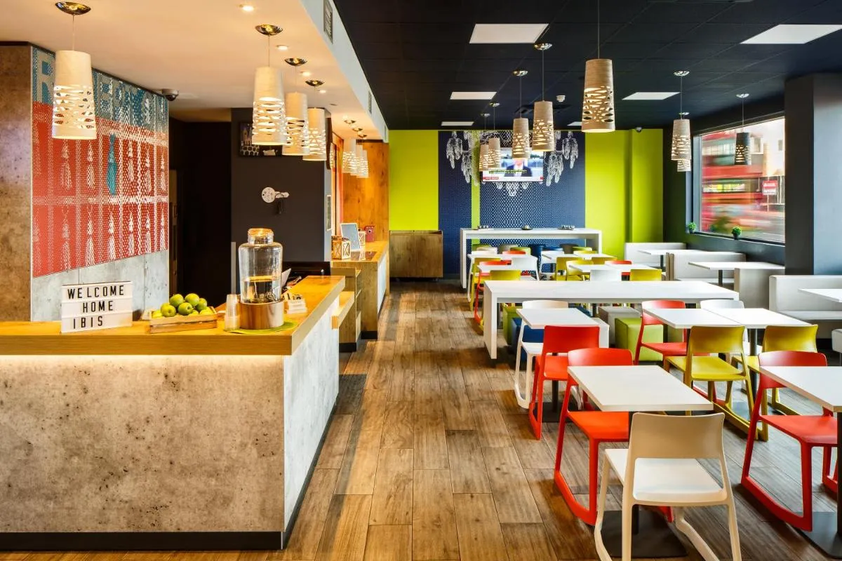 Image 4 of ibis budget London Hounslow
